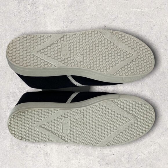 Kit Black White Round Toe Lace Up Sneakers Size 36 EU or US Size 6 Shoes Retro - Picture 2 of 9